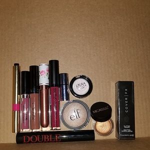 Makeup bundle
